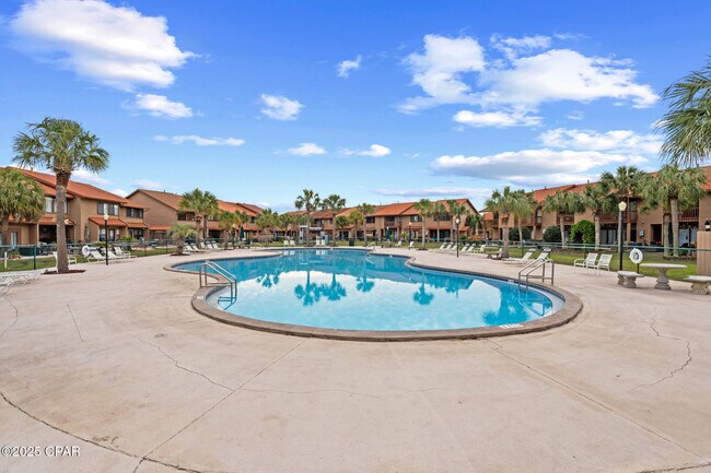 Building Photo - 237 St Katherine Blvd