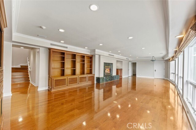 Building Photo - 1800 E Ocean Blvd