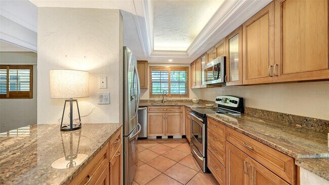 Building Photo - 1650 Pine Tree Ln