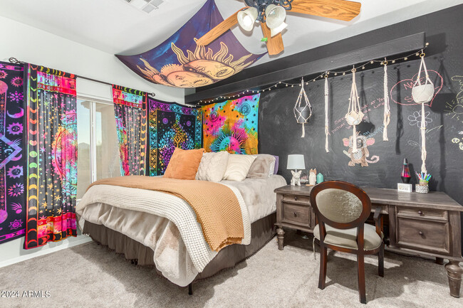 Building Photo - 20475 E Palomino Dr