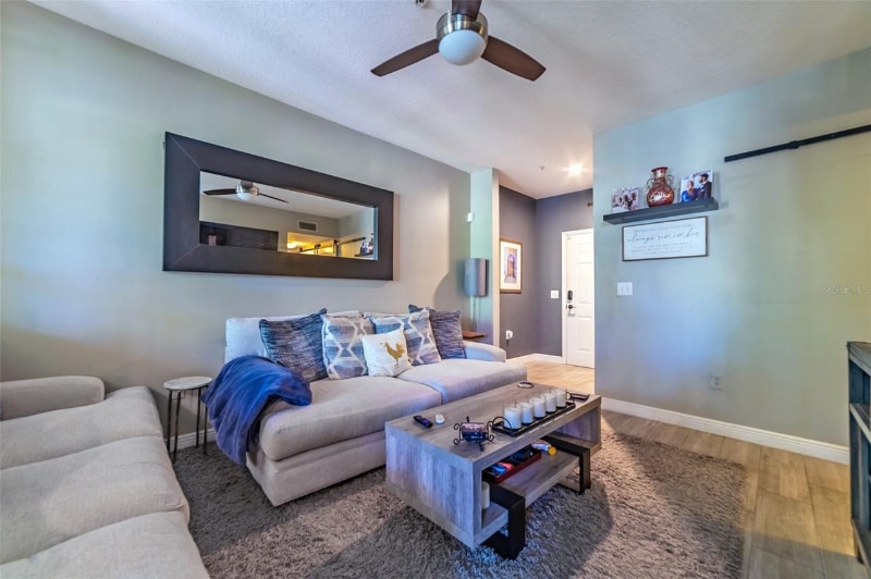 Building Photo - 1910 E Palm Ave