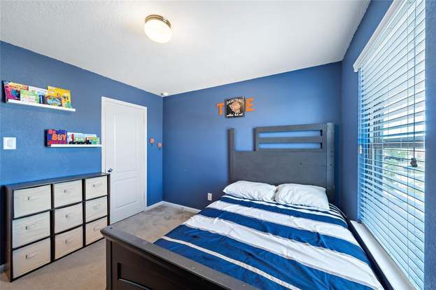 Building Photo - 15827 Copper Oak Ln