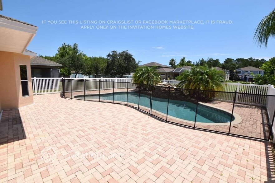 Building Photo - 401 Ventura Dr