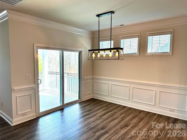 Building Photo - 340 Secretariat Dr