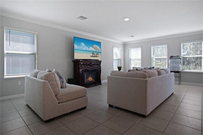 Building Photo - 1171 Oak Bluff Dr