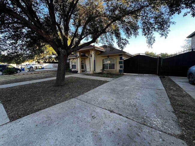 Building Photo - 307 Hancock Ct