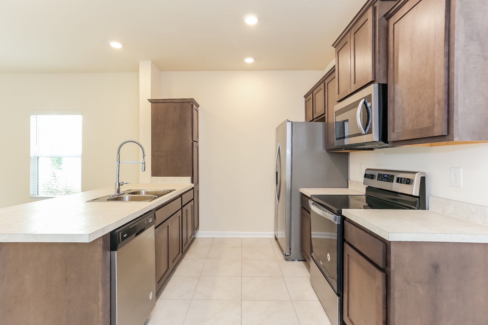 Building Photo - 86728 Mainline Rd