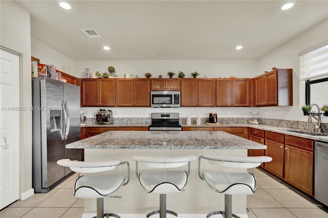 Building Photo - 9411 W 35th Ave