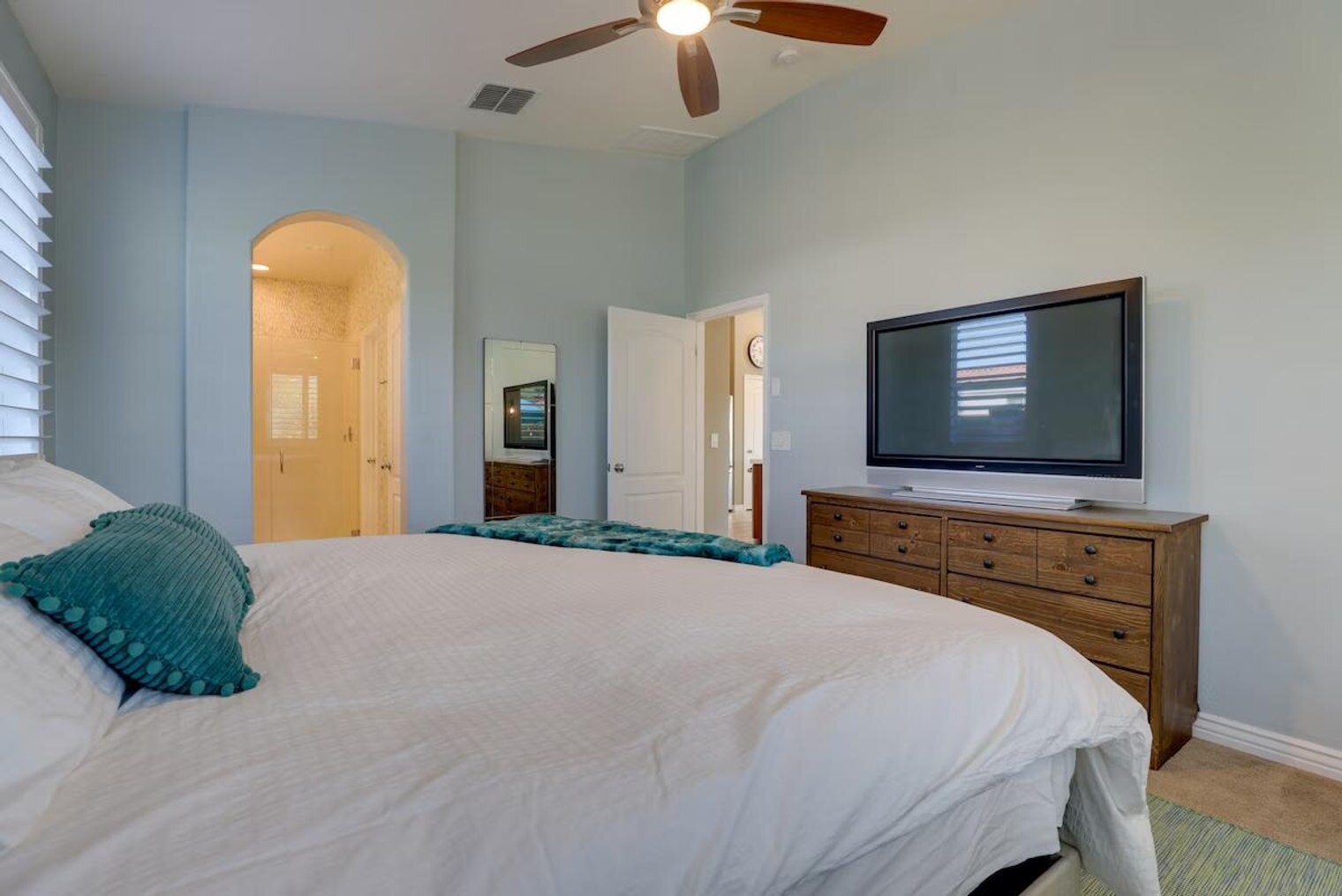 Building Photo - 833 Gary Ln