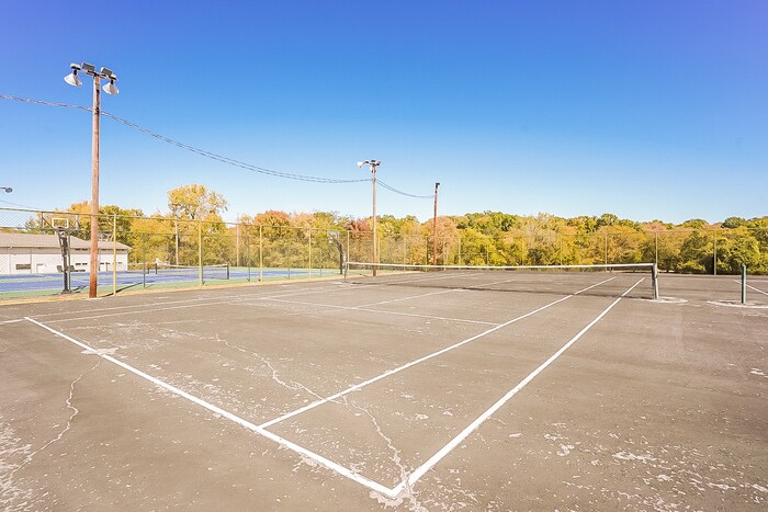 Building Photo - 105 Bradford Cir