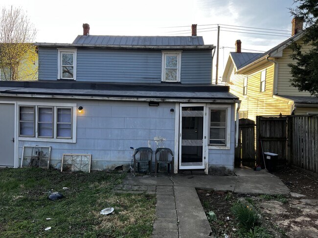 Building Photo - 519 S Raleigh St