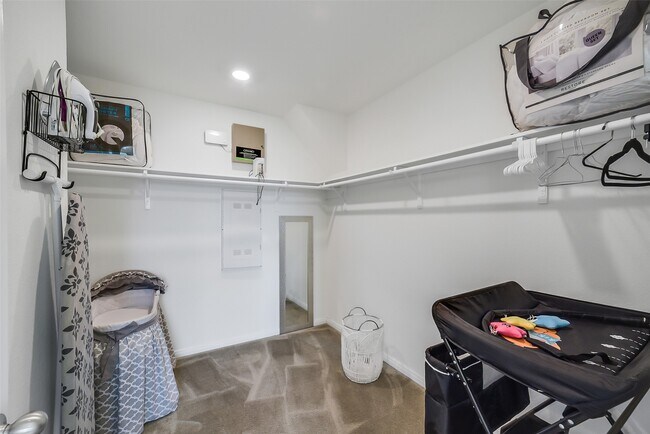 Building Photo - 16502 Live Oak Canyon Dr