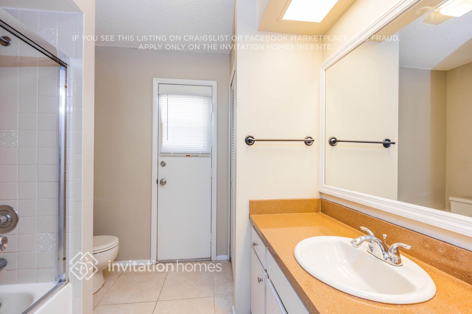 Building Photo - 17502 Brentwood Ct