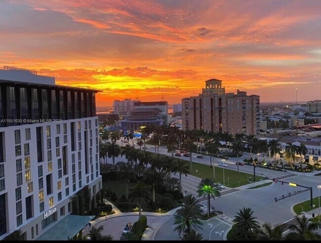 Building Photo - 550 Okeechobee Blvd