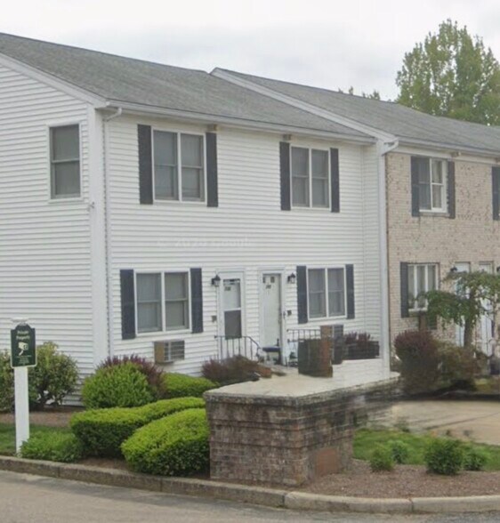 Building Photo - 17 Packard Ave