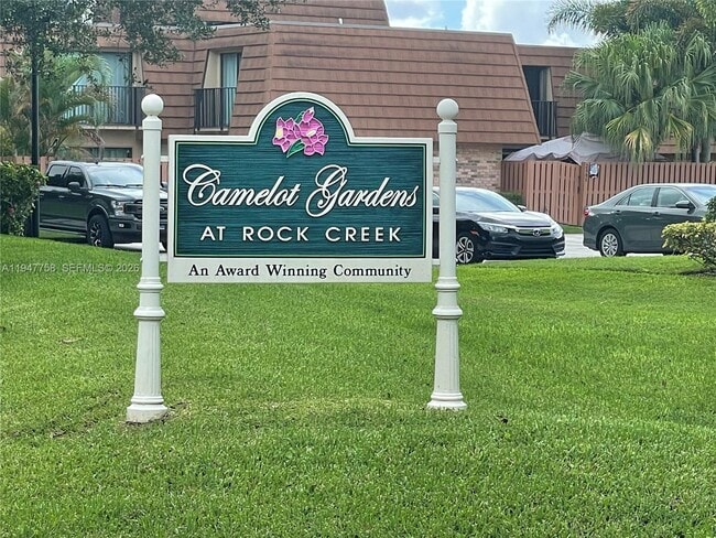 Building Photo - 2588 Garden Ct