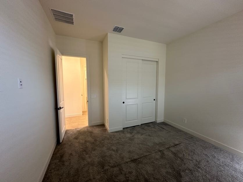 Building Photo - 7306 N 80th Ln