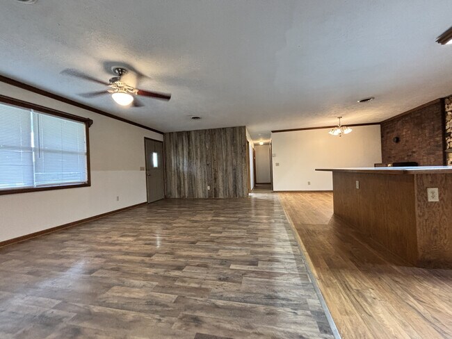 Building Photo - 1500 Murray-Kittrell Rd