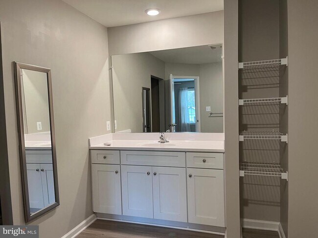 Building Photo - 104 Rappahannock Run