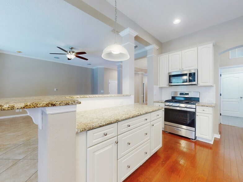 Building Photo - 610 Victoria Hills Dr