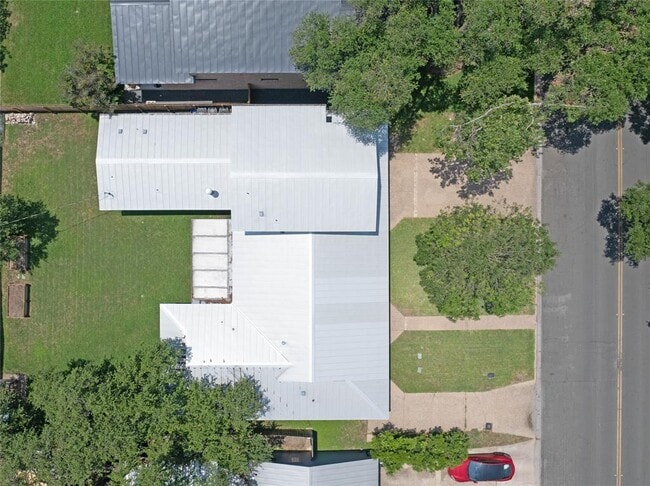 Building Photo - 2905 Greenlawn Pkwy