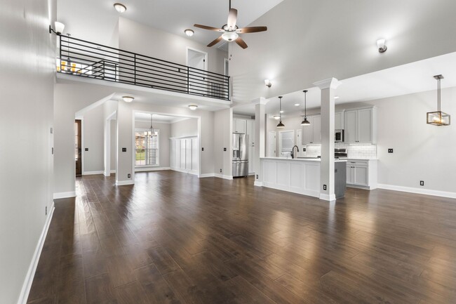 Building Photo - 1004 Chagford Dr