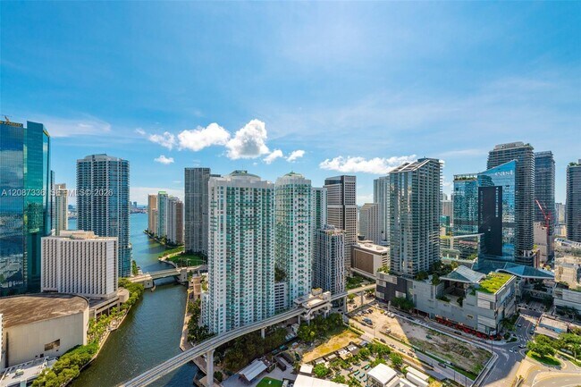 Building Photo - 350 S Miami Ave