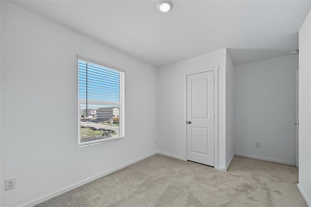 Building Photo - 823 Sandhill Crane Ln