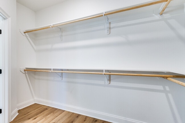 Building Photo - 104 Claystone Rd