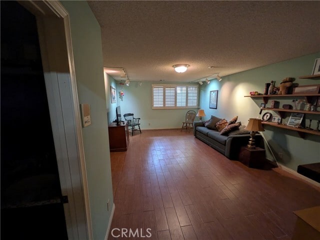 Building Photo - 1209 S Catalina Ave