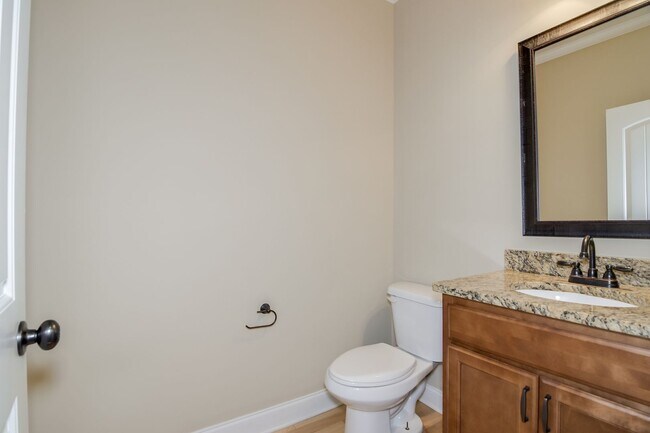 Building Photo - Updated Home in Heart of Evans