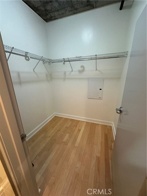 Building Photo - 645 W 9th St