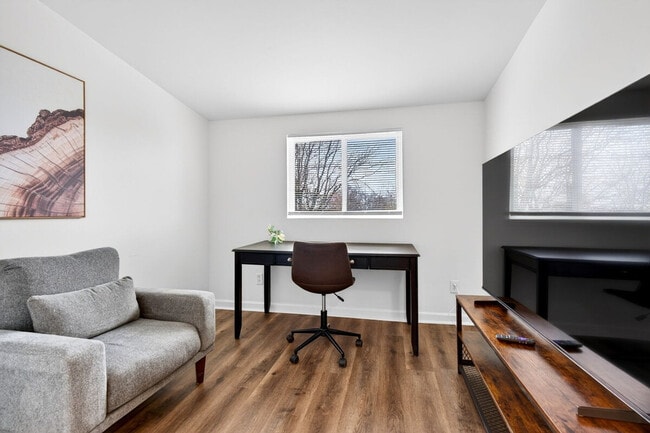 Building Photo - 146 W Felton Ave