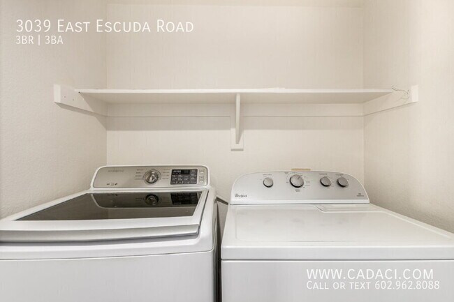 Building Photo - 3039 E Escuda Rd