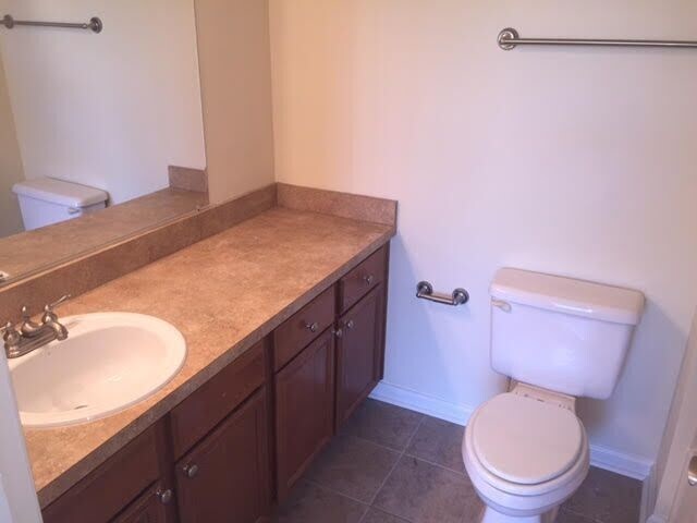 Building Photo - 2 Bedroom 2 Bath Condo at Concord West of the Ashley - West Ashley