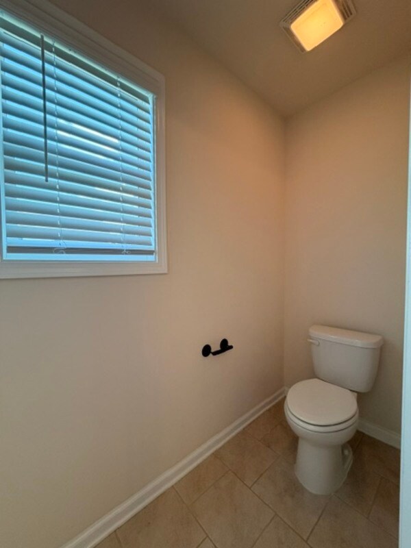 Building Photo - 213 Golden Fluke Dr