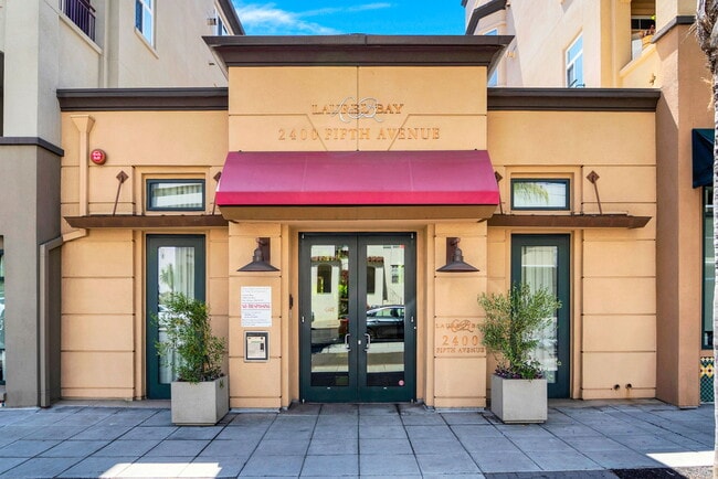 Building Photo - 2400 5th Ave