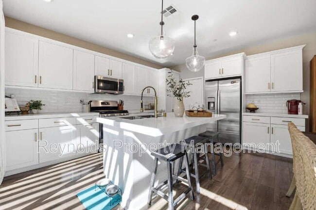 Building Photo - 10517 Theseus Ct