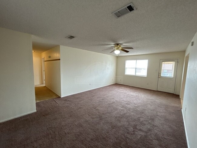 Building Photo - 4406 Secretariat Dr