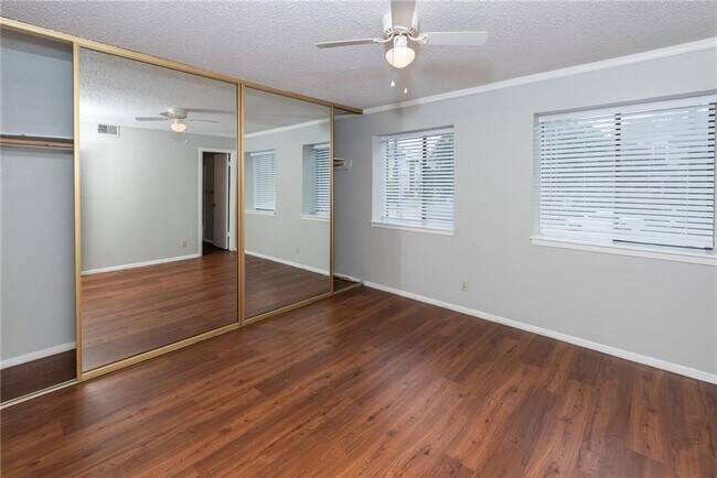 Building Photo - 3115 Helms St