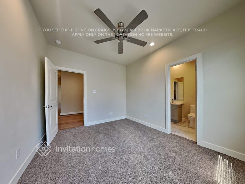 Building Photo - 10410 Executive Lake Dr