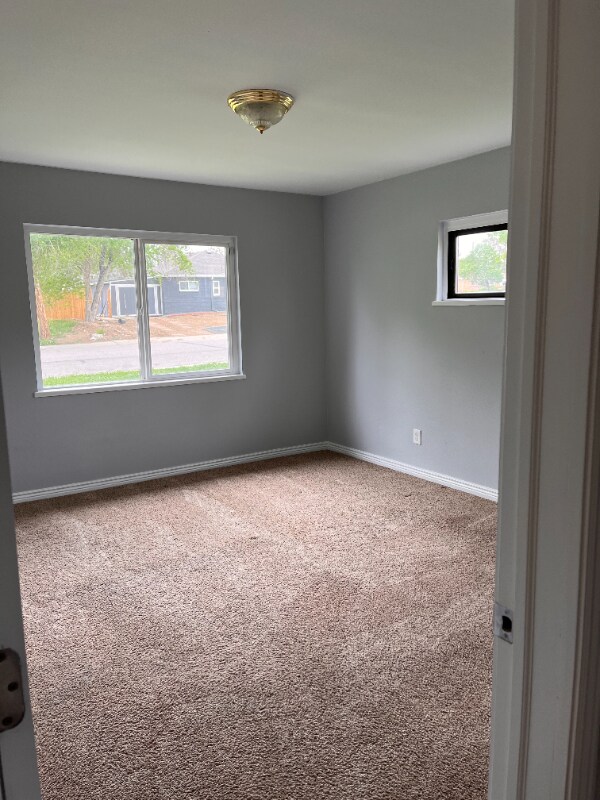 Building Photo - 709 Ursula St