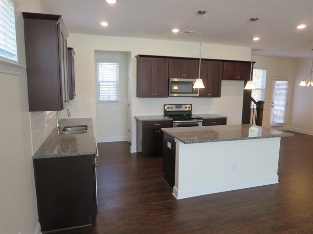 Building Photo - 134 Cobblestone Dr