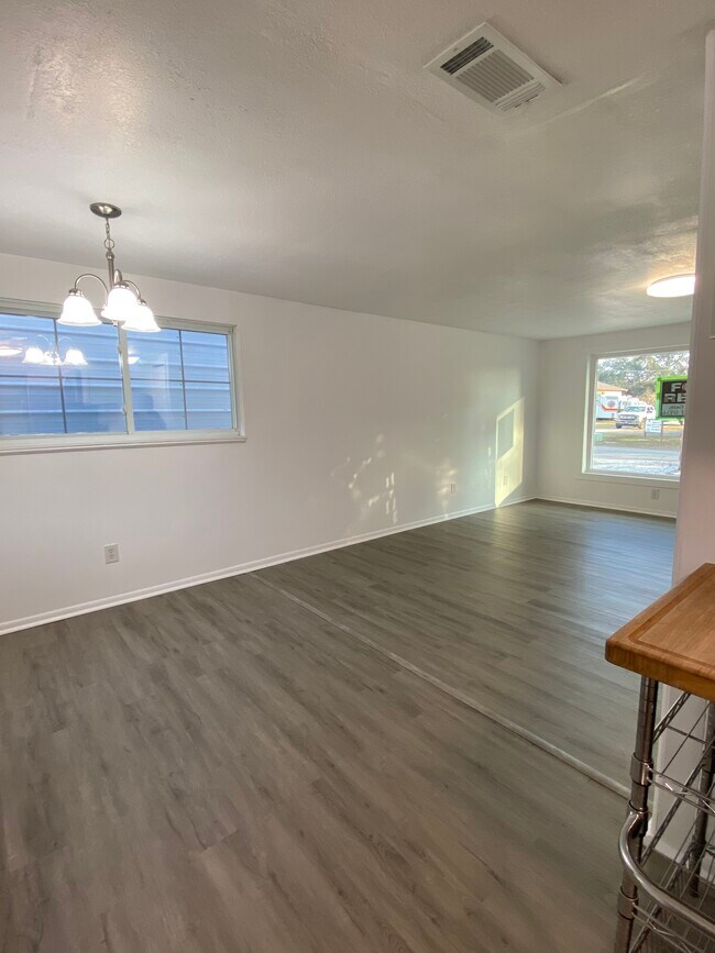 Building Photo - 12120 71st St E