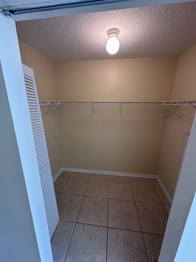 Building Photo - 2BD / 2BA SUNTREE VILLA HOME