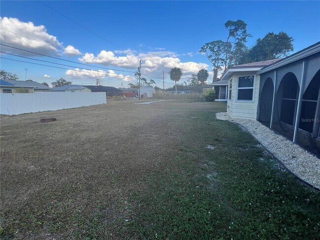 Building Photo - 22328 Yonkers Ave