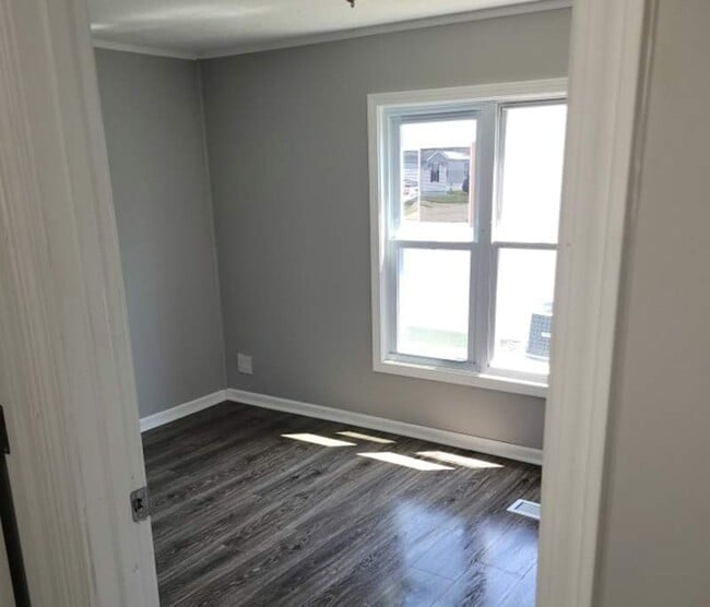 Building Photo - 113 Foxglove Ln