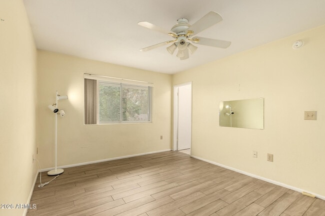 Building Photo - 10431 W Tumblewood Dr