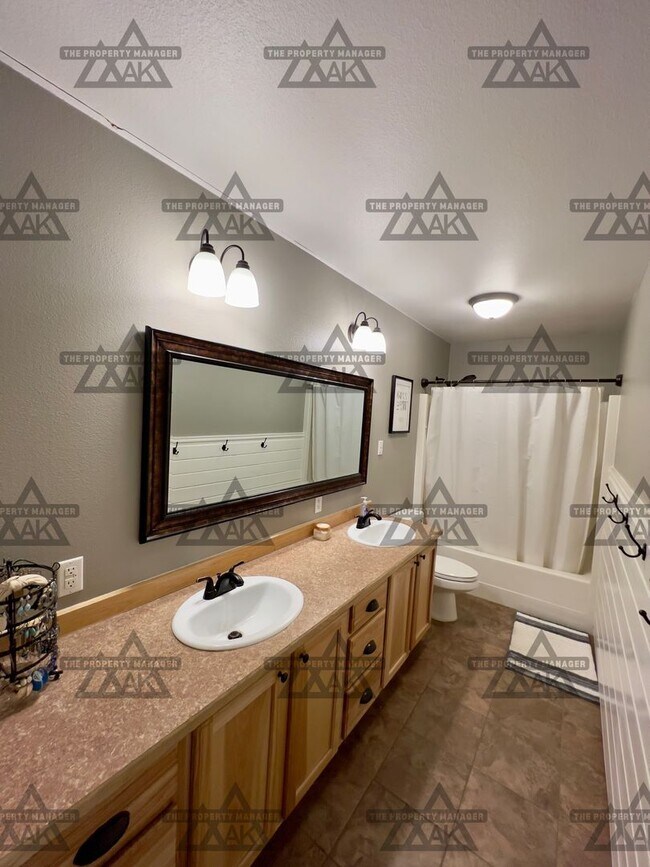 Building Photo - 3BR/2BA North Pole Home with Office & 2-Car Garage