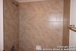 Building Photo - 9118 Hogarten